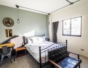 Deluxe Double Room with Shower