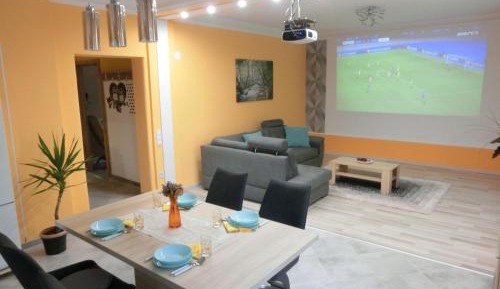 Deluxe Apartment