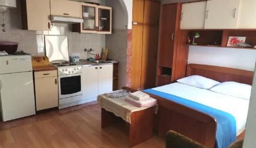 Studio Apartment 1