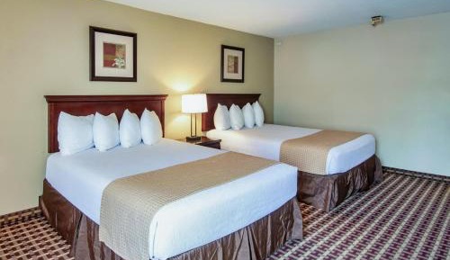 Deluxe Room with 2 Queen Beds, Non-Smoking