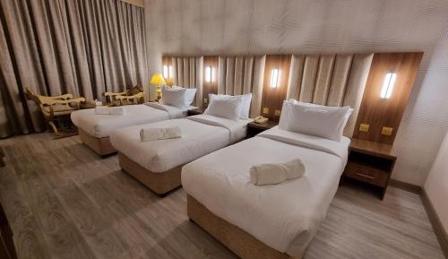 Deluxe Triple Room