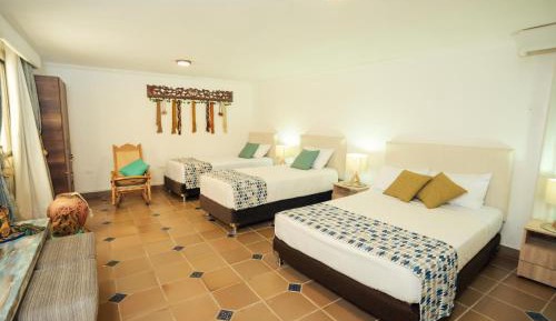 Quadruple Room with Private External Bathroom