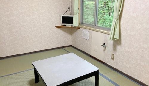 Japanese-Style Room