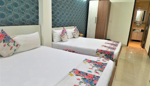 Deluxe Queen Room with Two Queen Beds