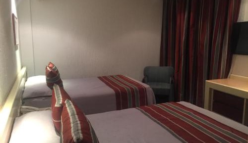 Basic Triple Room