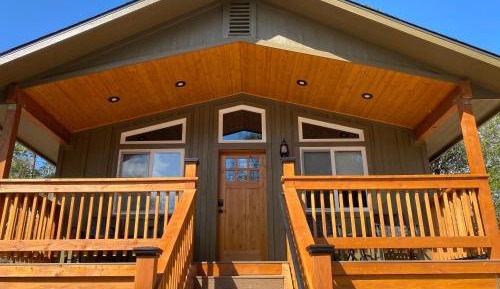 One-Bedroom Holiday Home