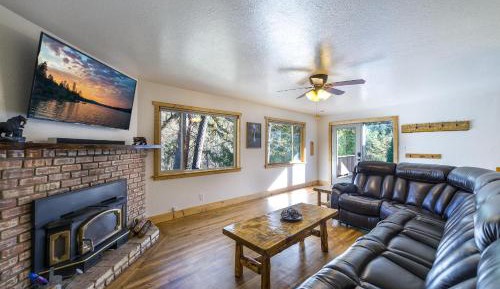 Three-Bedroom Holiday Home 