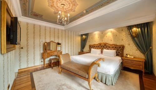 One-Bedroom Suite with King Bed - Non-Smoking