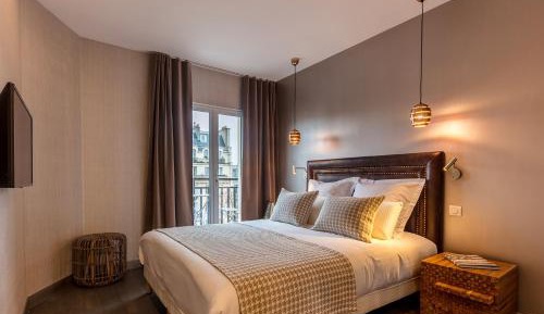 Superior Suite with Balcony