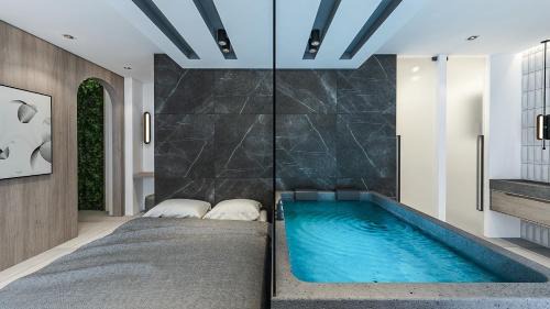 Deluxe Suite with Spa Bath