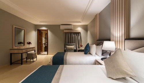 Superior King Room