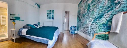 Double or Twin Room with Private Bathroom