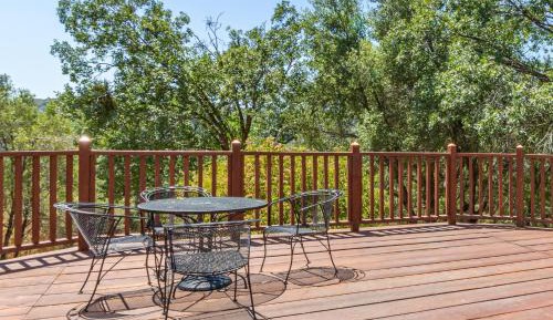 Four bedroom holiday home 