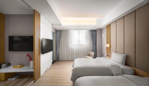 Deluxe Twin Room