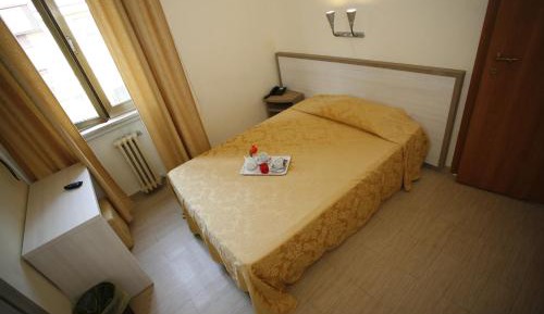 Small Double Room (1 Adult)