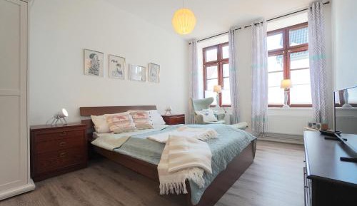 Apartment - Split Level