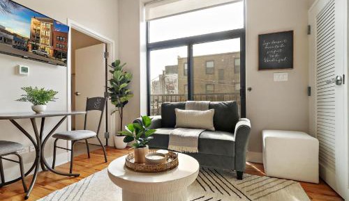 One-Bedroom Apartment