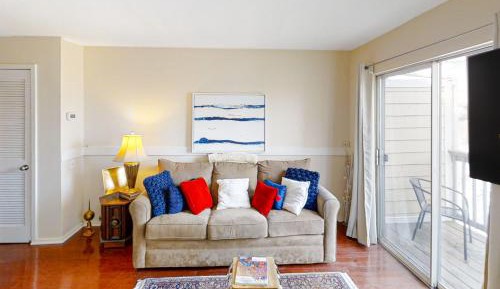 One Bedroom Apartment