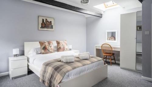 Three-Bedroom Cottage