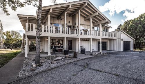 Two-Bedroom Holiday Home
