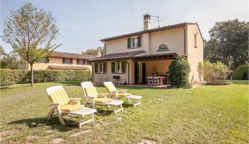 Three-Bedroom Holiday Home 