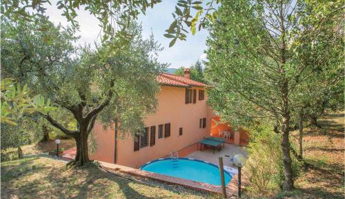 Four-Bedroom Holiday Home