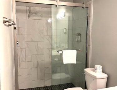 Premium Double with Two Full Beds 