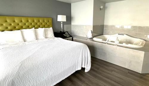 Premium King Deluxe Room