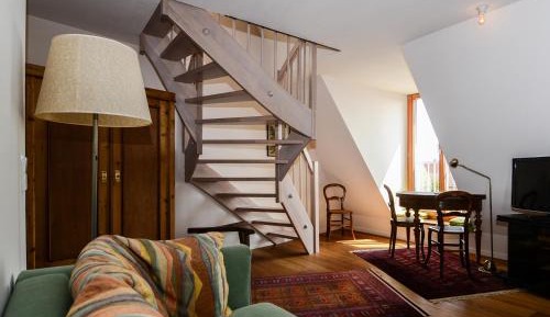 Duplex Family Room