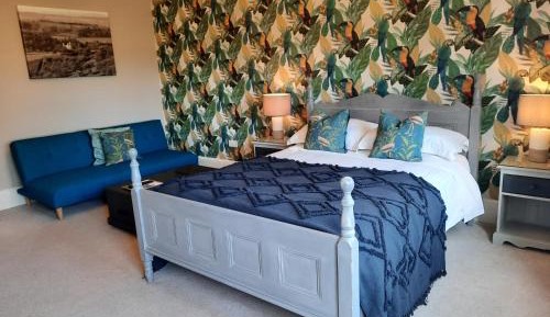 Superior King Room