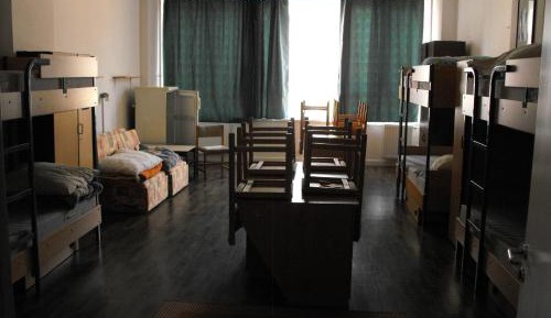Quintuple Room