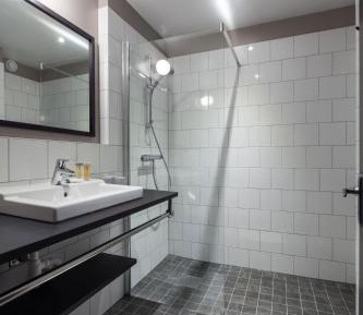 Superior Triple Room with Balcony and Mountain View