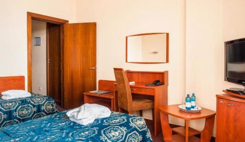 Economy Twin Room