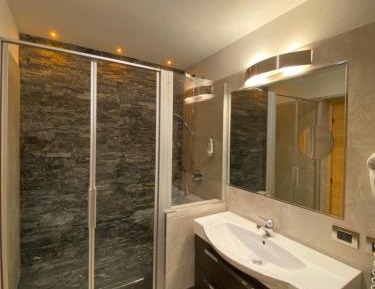 Triple Room with Mountain View