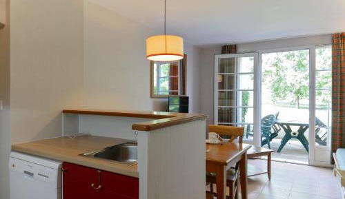 Select Two-Bedrooms House (6 People)