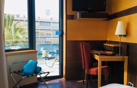 Comfort Queen Room