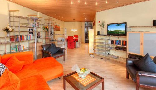 One-Bedroom Apartment with Balcony
