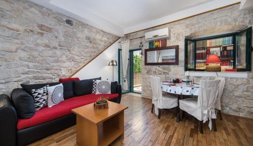 Studio with Terrace