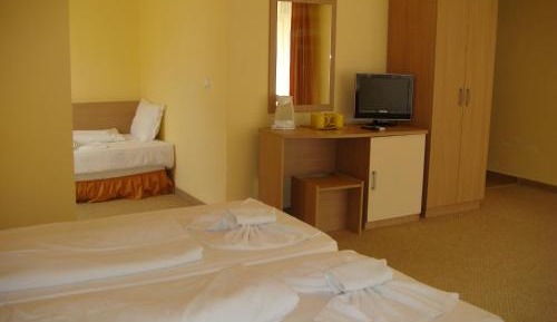 Triple Room with Balcony