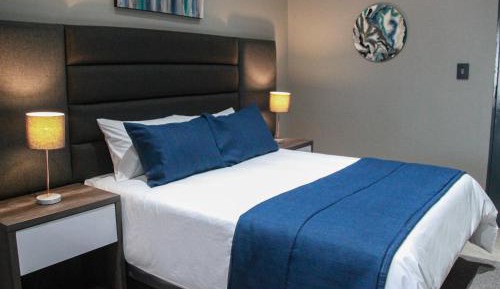 Deluxe Family Suite