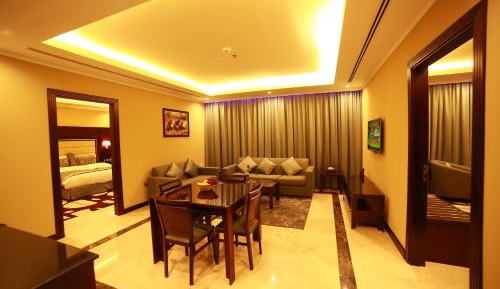 Deluxe Two-Bedroom Apartment