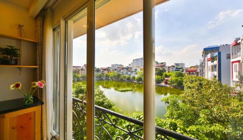 Apartment with View and Balcony