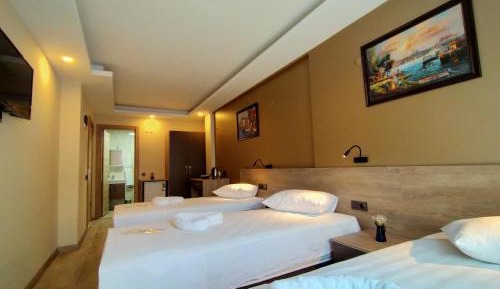 Comfort Triple Room