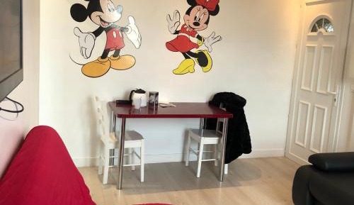Superior One-Bedroom Apartment