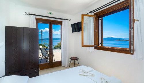 Studio with Sea View
