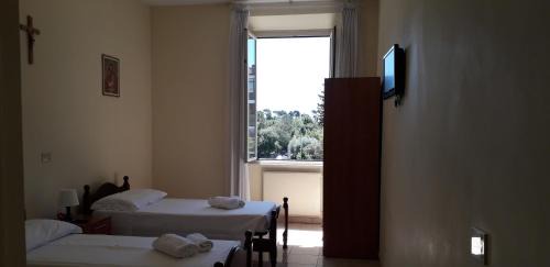 Economy Twin Room