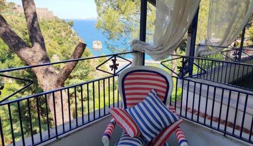 Superior Double or Twin Room with Sea View
