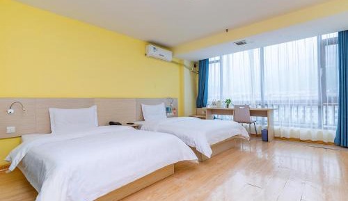 Select Twin Room