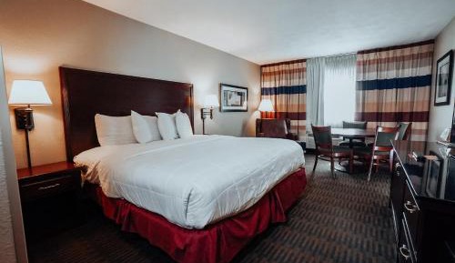 Superior Interior King Room