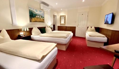 Villa Quadruple Room
